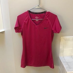 Nike fitted Dri-fit T-shirt